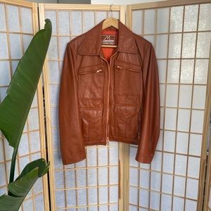 MATTERHORN INTERNATIONAL BROWN LEATHER JACKET • VINTAGE